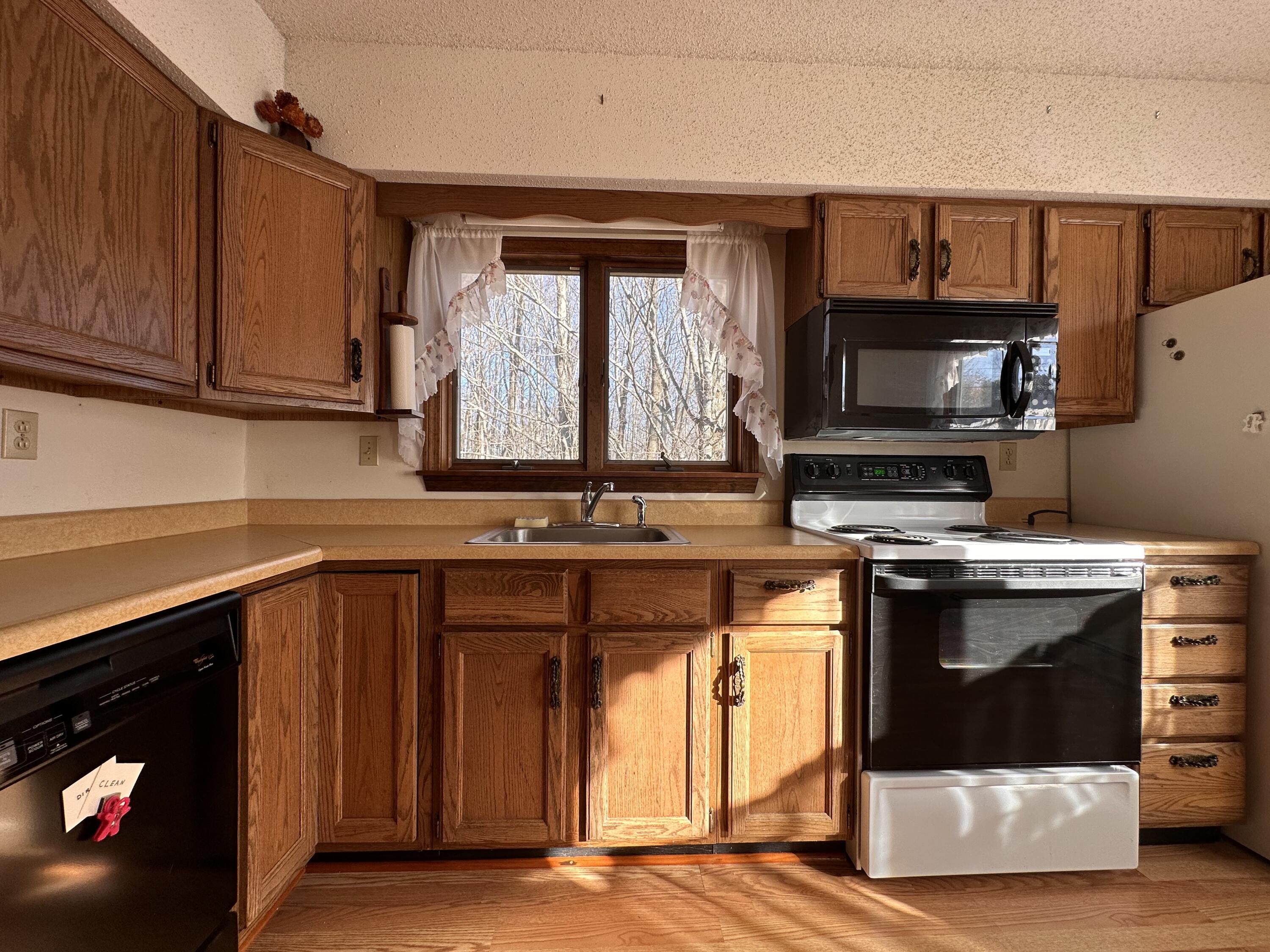 21 Atkinson Road Charleston, ME 04422 - Photo 26 of 45 Kitchen