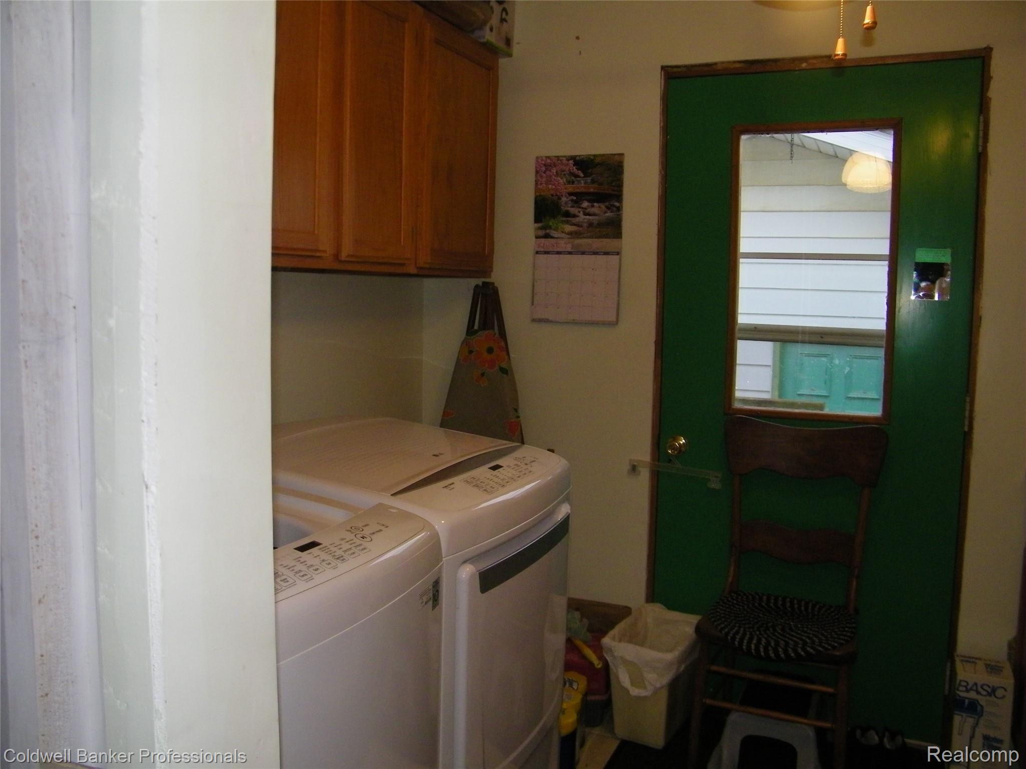 3527 Castle Road North Branch, MI 48461 - Photo 18 of 24 102_0198.JPG