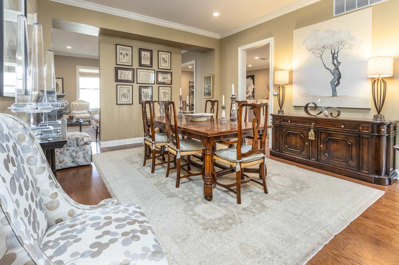591 Lexington Road, Unit 403 Memphis, TN 38117 - Photo 3 of 20 Gallery Image 3