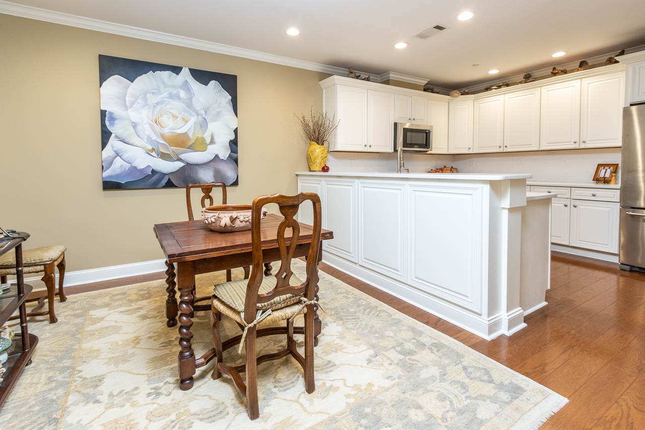 591 Lexington Road, Unit 403 Memphis, TN 38117 - Photo 7 of 20 Gallery Image 7