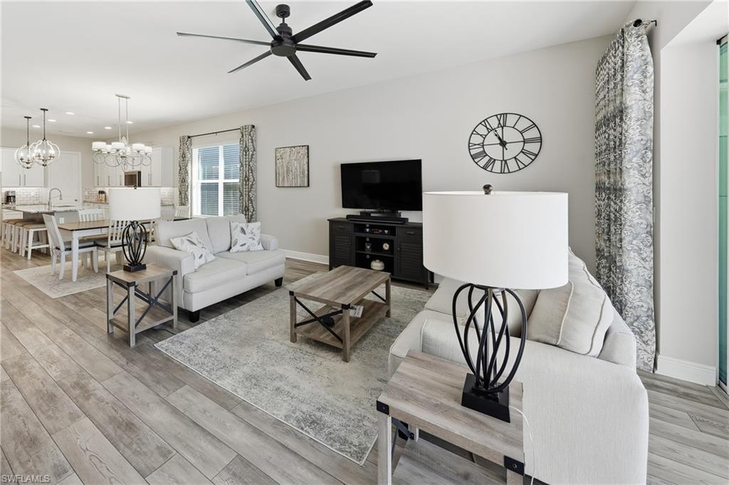3344 Pilot Circle Naples, FL 34120 - Photo 9 of 50 a living room with furniture