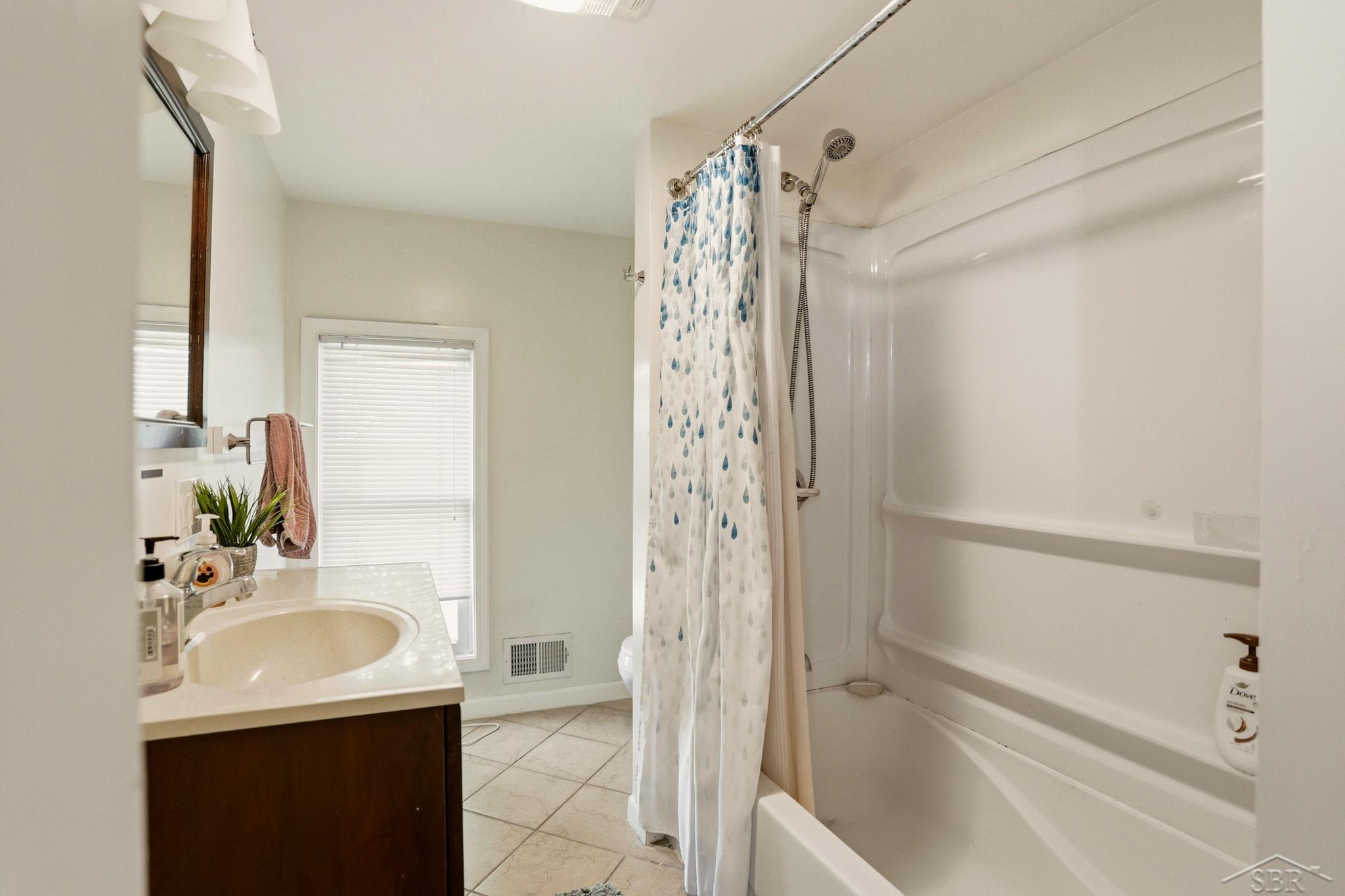3285 Kochville Road Saginaw, MI 48604 - Photo 22 of 52