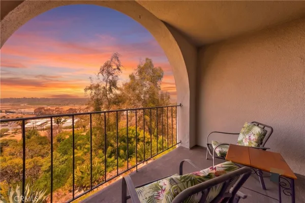 $412,500 | 3612 Vista Bella, Unit 5, Oceanside, CA 92057