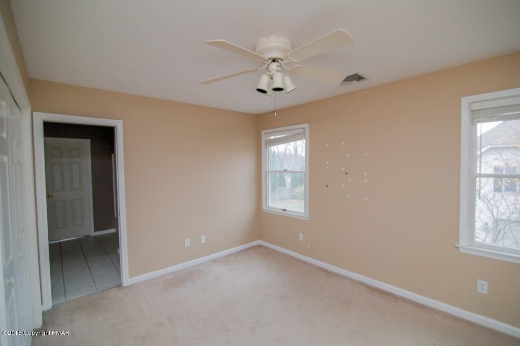 1760 Deer Path Road Easton, PA 18040 - Photo 19 of 29 19
