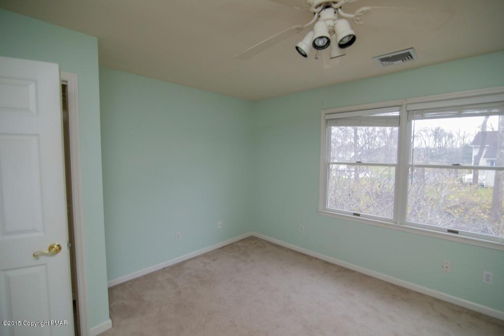 1760 Deer Path Road Easton, PA 18040 - Photo 20 of 29 20