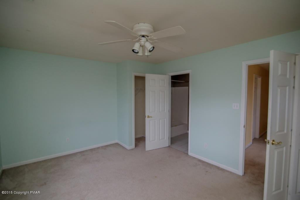 1760 Deer Path Road Easton, PA 18040 - Photo 21 of 29 21