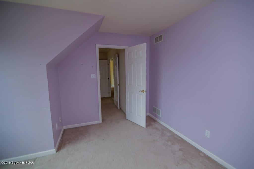 1760 Deer Path Road Easton, PA 18040 - Photo 23 of 29 23