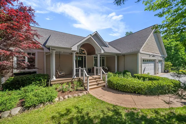 $1,400,000 | 306 West Harbour Ridge Court, Unit LOT: 30, Maple City, MI 49664