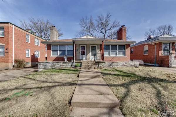 $345,000 | 5875 Robert Avenue, St. Louis, MO 63109