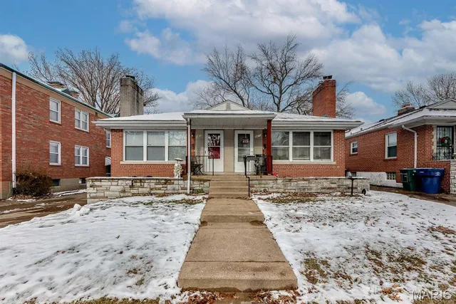 $350,000 | 5875 Robert Avenue, St. Louis, MO 63109