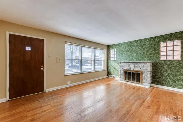 $345,000 | 5875 Robert Avenue, St. Louis, MO 63109