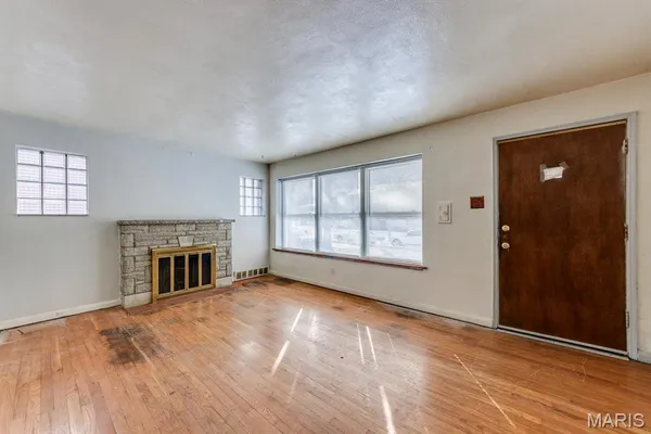 $345,000 | 5875 Robert Avenue, St. Louis, MO 63109