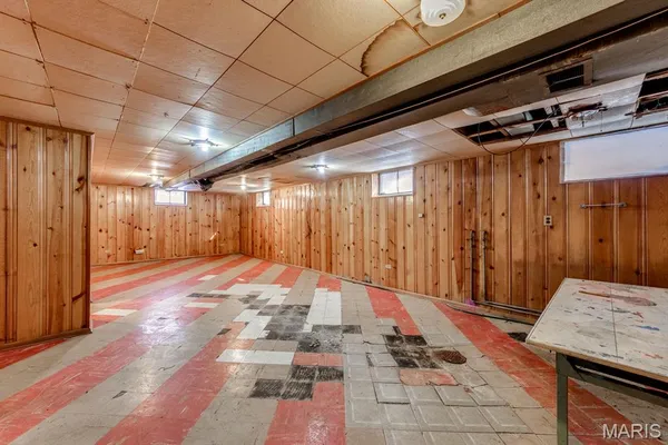 $345,000 | 5875 Robert Avenue, St. Louis, MO 63109