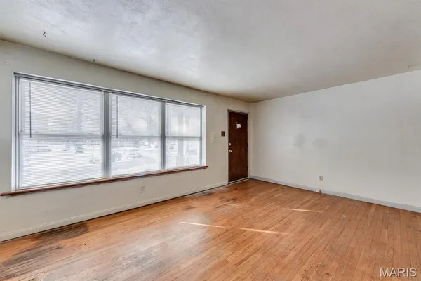 $345,000 | 5875 Robert Avenue, St. Louis, MO 63109