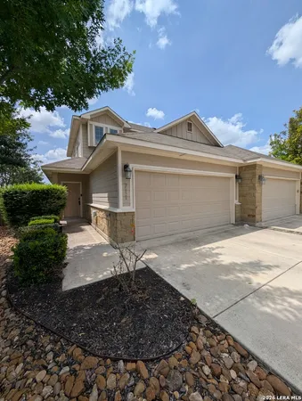 $1,795 | 711 Gristmill Drive, New Braunfels, TX 78130