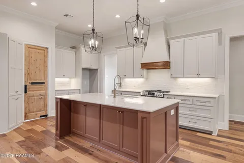 $559,999 | 105 Waterhouse Road, Carencro, LA 70520