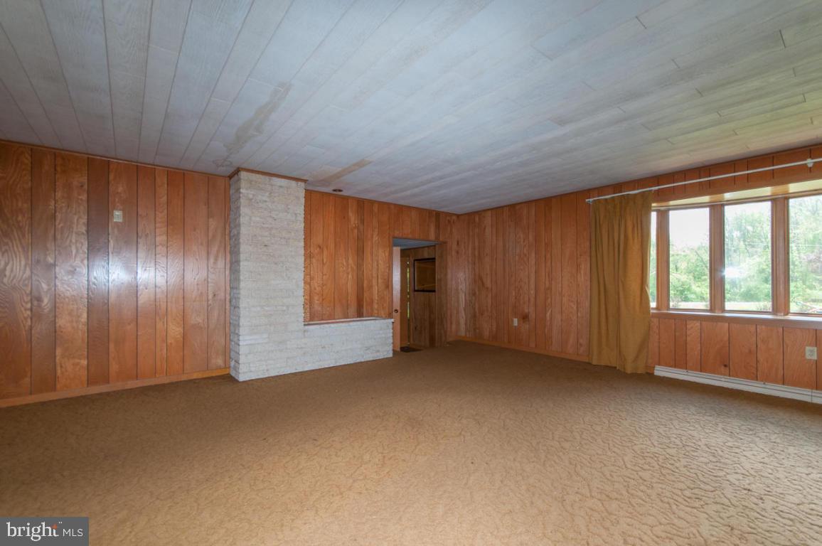 445 Mountain Road Denver, PA 17517 - Photo 4 of 16