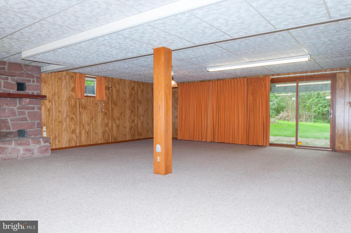 445 Mountain Road Denver, PA 17517 - Photo 8 of 16