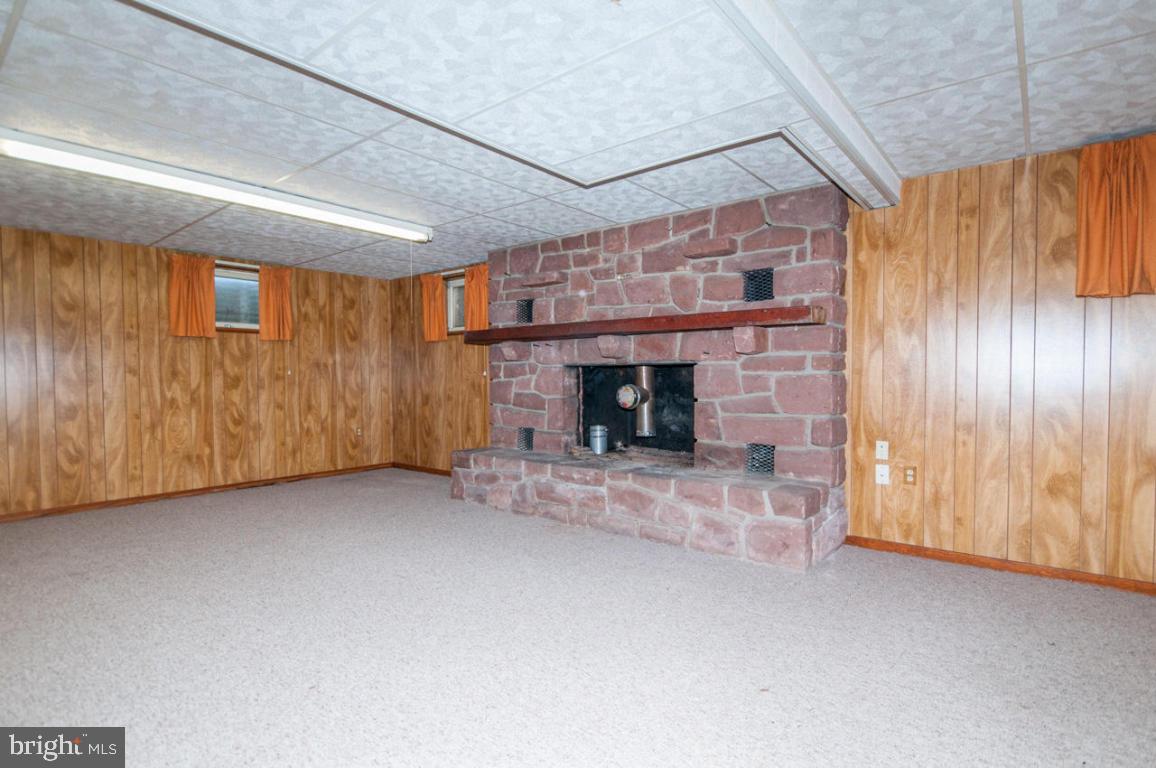 445 Mountain Road Denver, PA 17517 - Photo 10 of 16