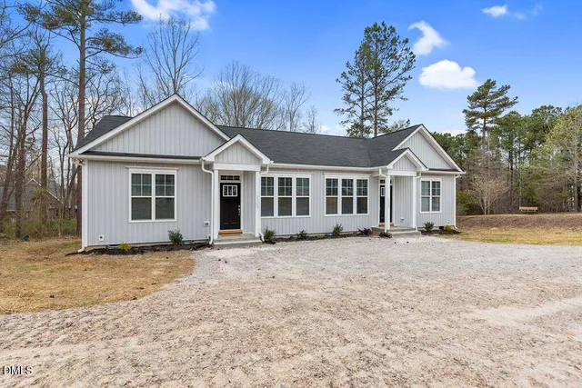 $1,550 | 2305 Hill Street, Raleigh, NC 27604