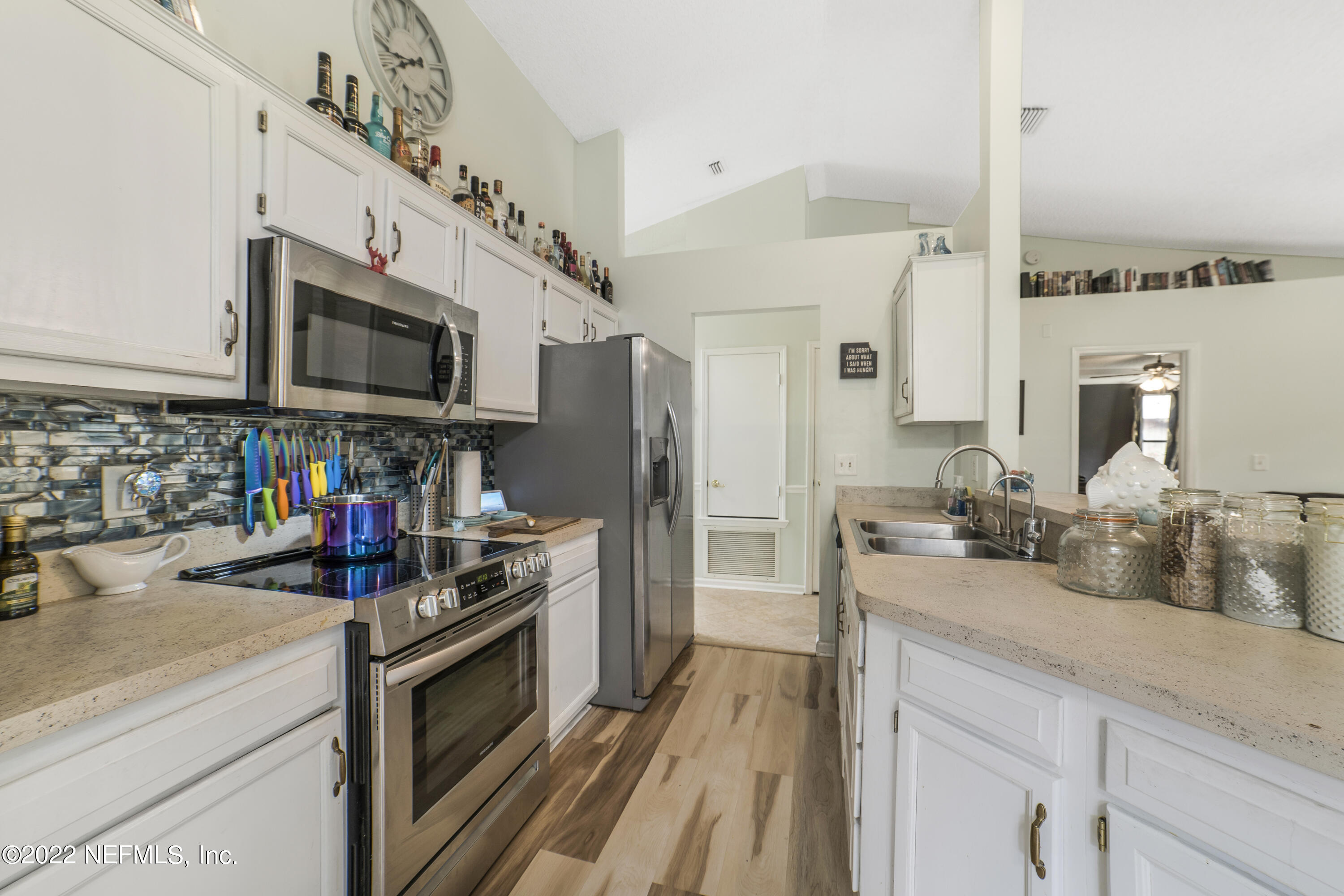 3847 Winter Berry Road East Jacksonville, FL 32210 - Photo 14 of 25 P2030103