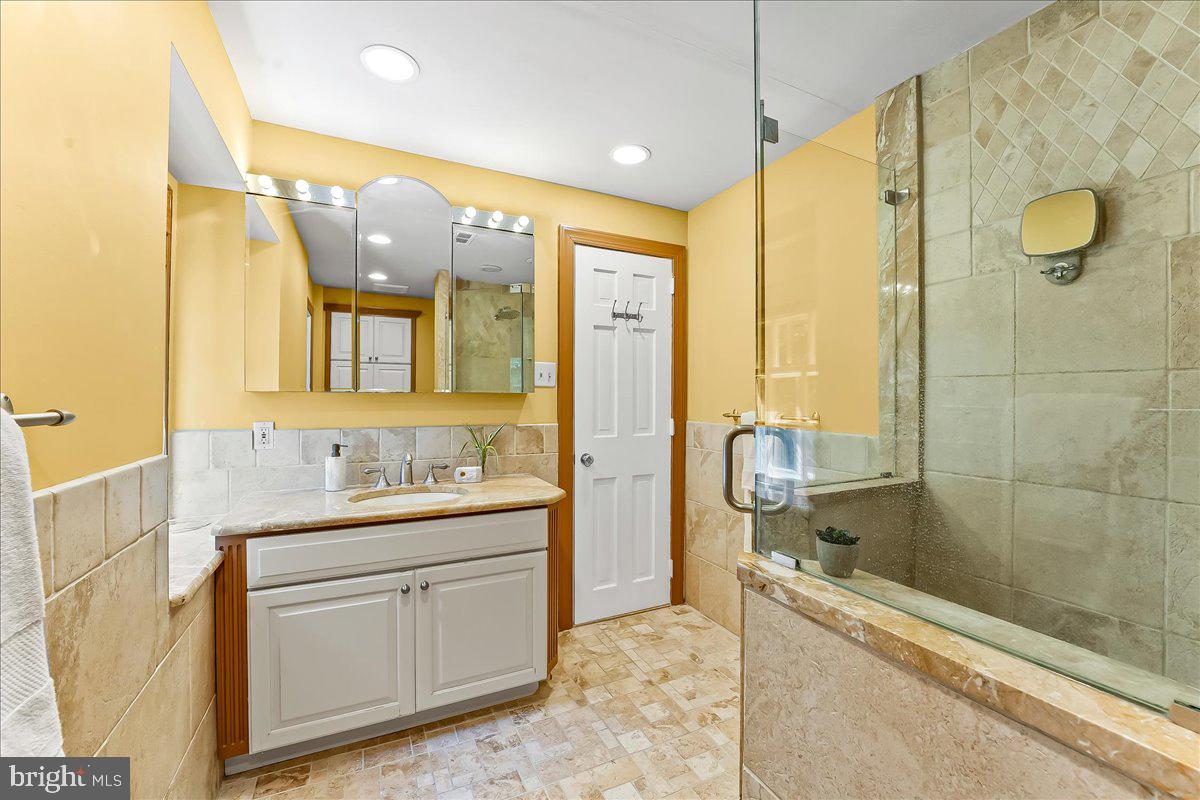 716 Old Gulph Road Bryn Mawr, PA 19010 - Photo 30 of 58