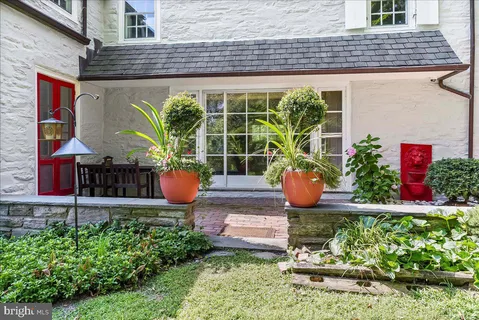 $1,499,999 | 716 Old Gulph Road, Bryn Mawr, PA 19010