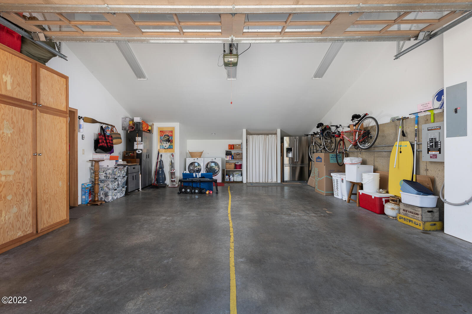 7805 Brooten Mountain Road Pacific City, OR 97135 - Photo 28 of 45 Garage