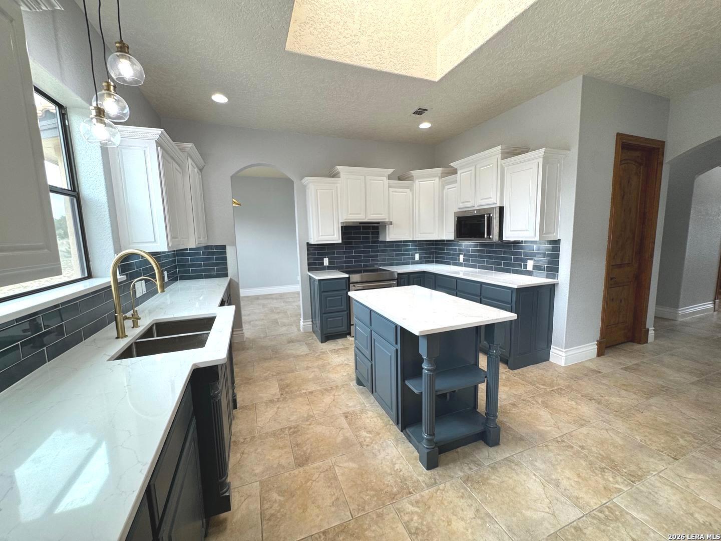 443 Bridlegate Boulevard Bandera, TX 78003 - Photo 25 of 35