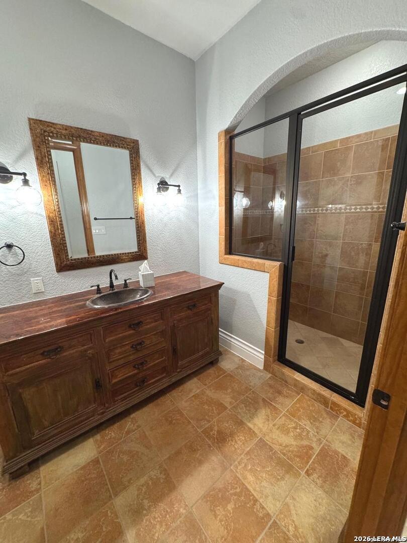 443 Bridlegate Boulevard Bandera, TX 78003 - Photo 28 of 35