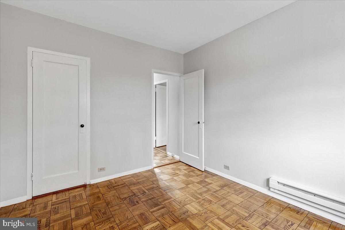 3350 Gunston Road Alexandria, VA 22302 - Photo 22 of 30 Smaller bedroom
