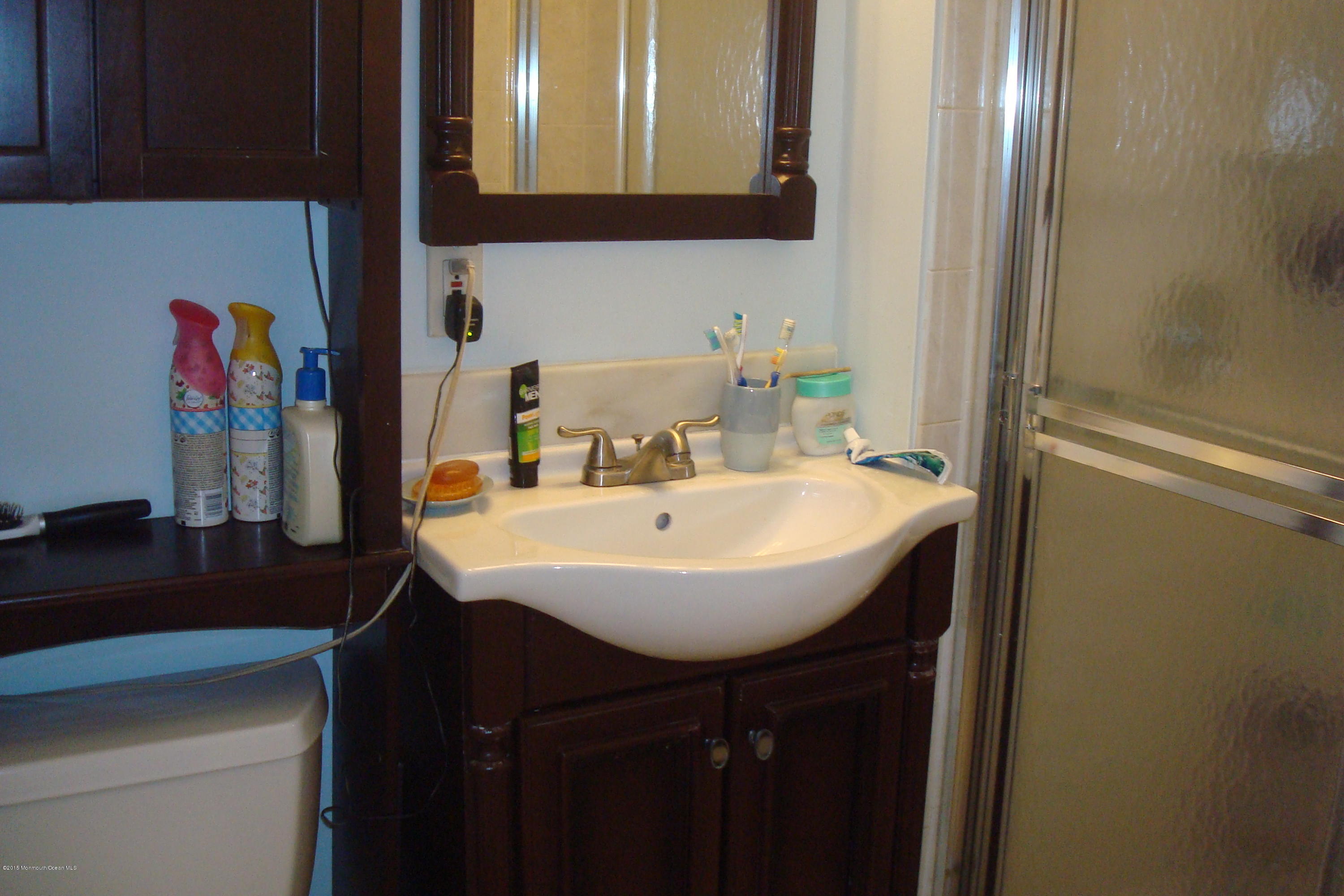 474 Union Hill Road Morganville, NJ 07751 - Photo 12 of 16 Master Bath