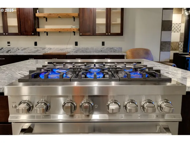 $729,000 | 13155 Century Drive, Oregon City, OR 97045