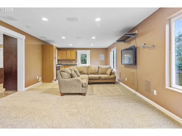 $729,000 | 13155 Century Drive, Oregon City, OR 97045