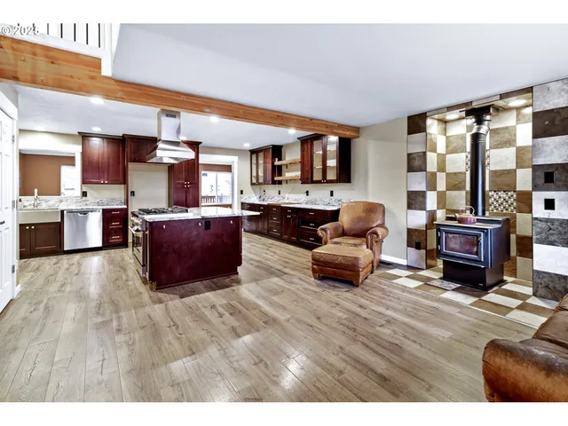 $729,000 | 13155 Century Drive, Oregon City, OR 97045