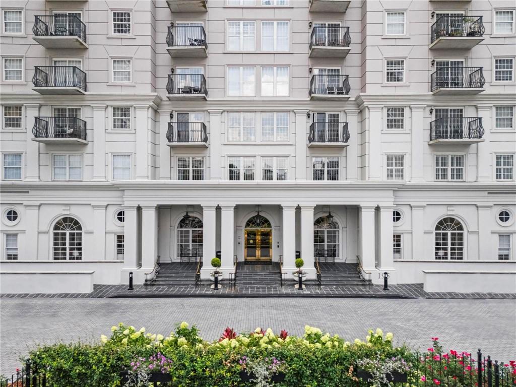 195 14th Street Northeast, Unit 604 Atlanta, GA 30309 - Photo 20 of 25 front view of a building