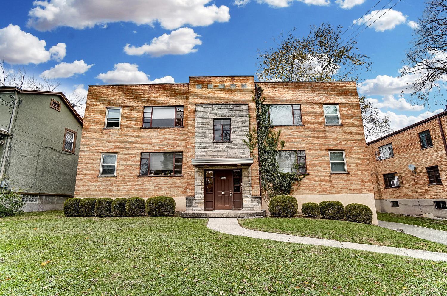 3374 Woodford Road, Unit 2 Cincinnati, OH 45213 - Photo 1 of 17