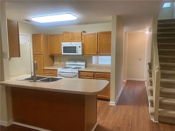 $2,200 | 114 Spring Creek Court, Canton, GA 30115
