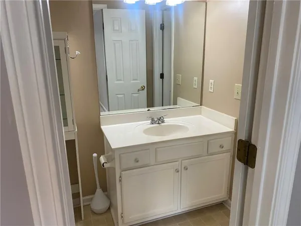 $2,200 | 114 Spring Creek Court, Canton, GA 30115