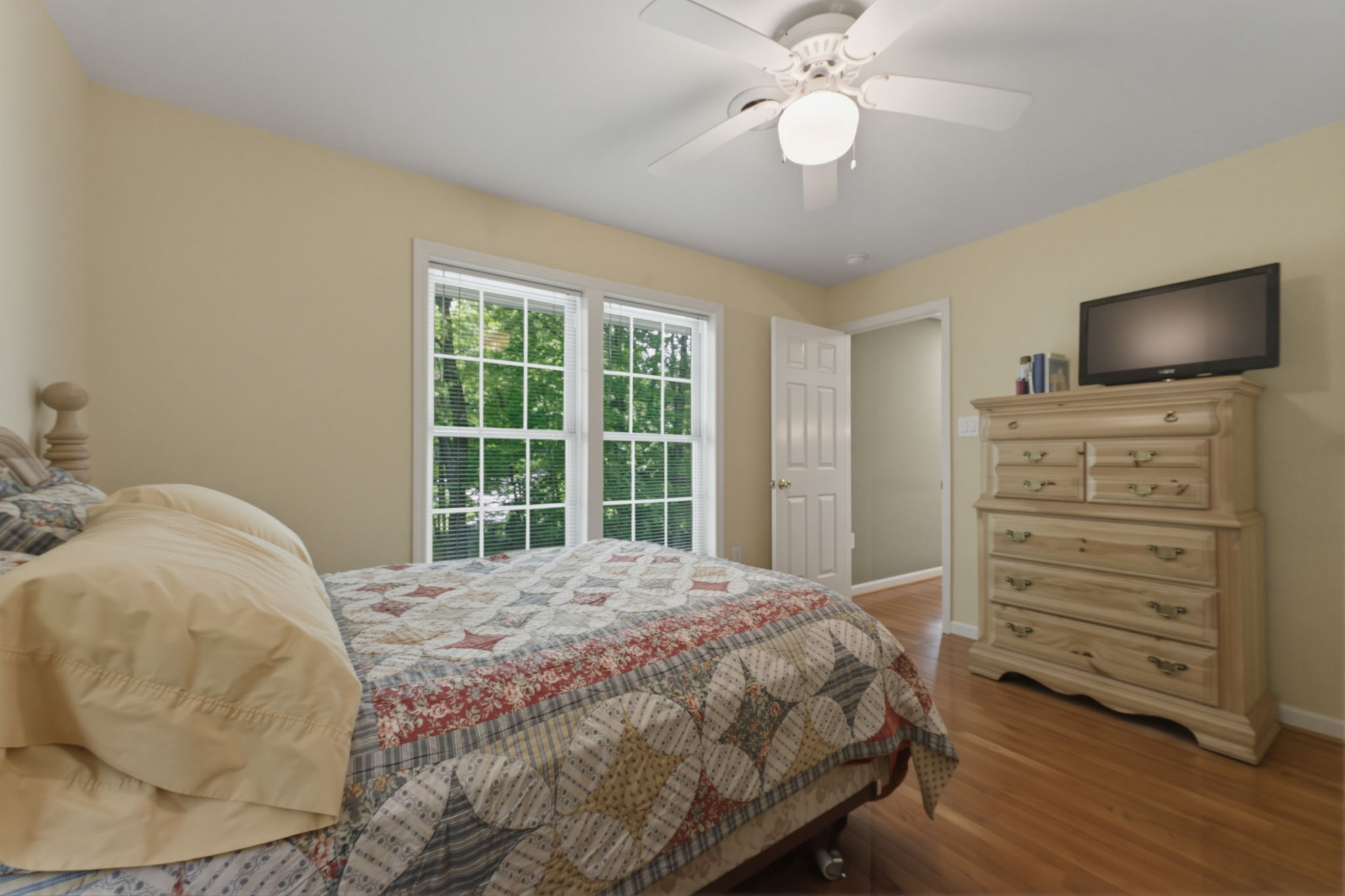 8 3 R Lane Highlands, NC 28741 - Photo 38 of 55 Gallery Image 38