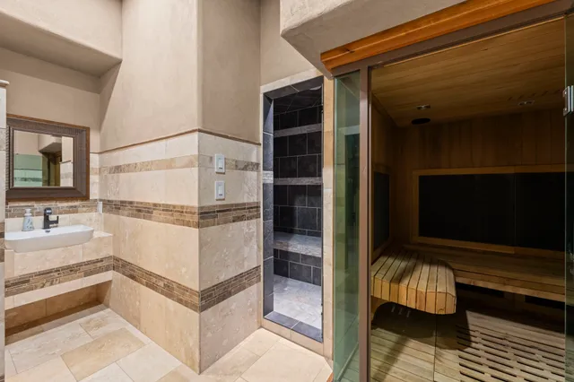 $5,000,000 | 40 La Jolla Circle, Montgomery, TX 77356