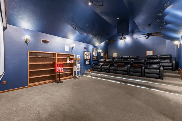 $5,000,000 | 40 La Jolla Circle, Montgomery, TX 77356