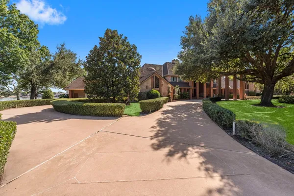 $4,900,000 | 40 La Jolla Circle, Montgomery, TX 77356