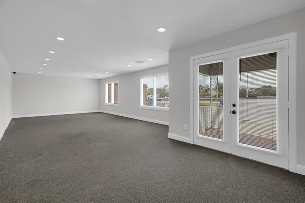 $474,900 | 3743 Erie Street, Houston, TX 77017