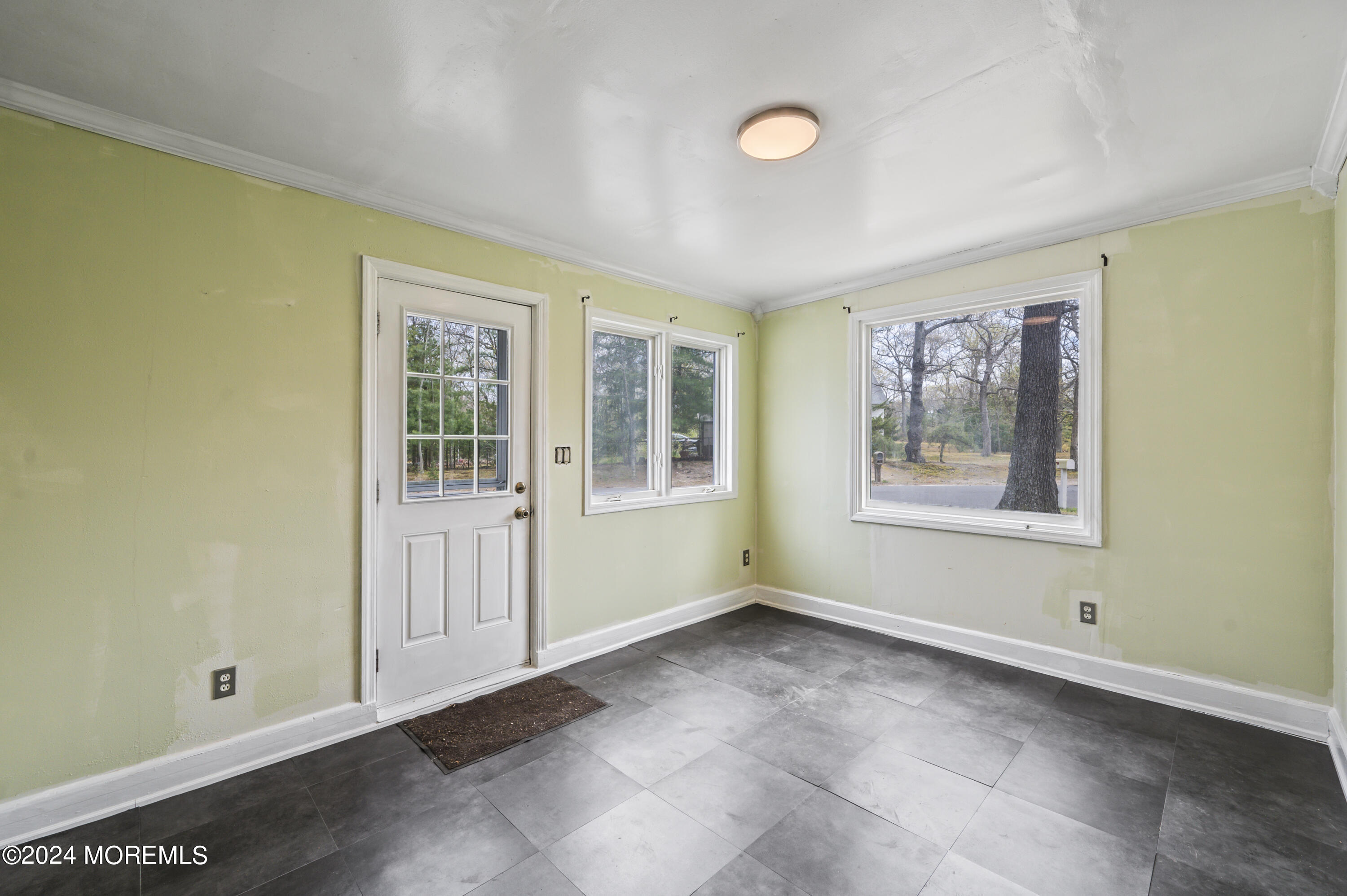 3 Lakeview Drive Howell, NJ 07731 - Photo 17 of 29 Den 1