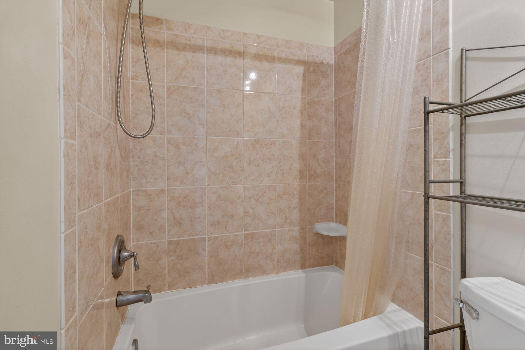 1820 Swann Street Northwest, Unit 4 Washington, DC 20009 - Photo 12 of 15 Bath