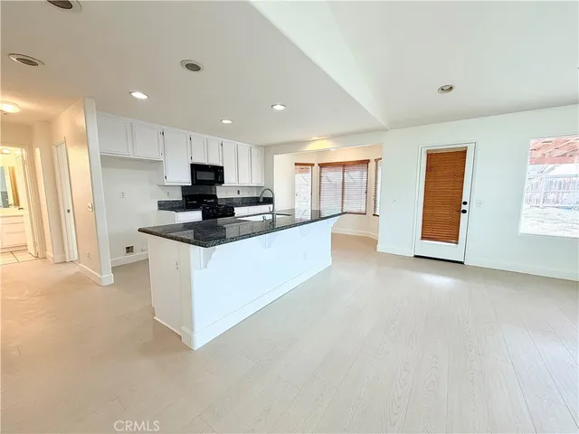 $2,700 | 11849 Amanda Lane, Adelanto, CA 92301