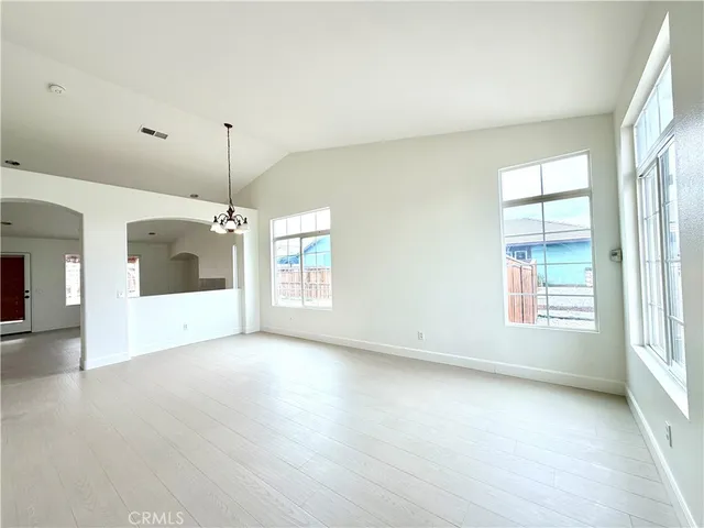 $2,700 | 11849 Amanda Lane, Adelanto, CA 92301