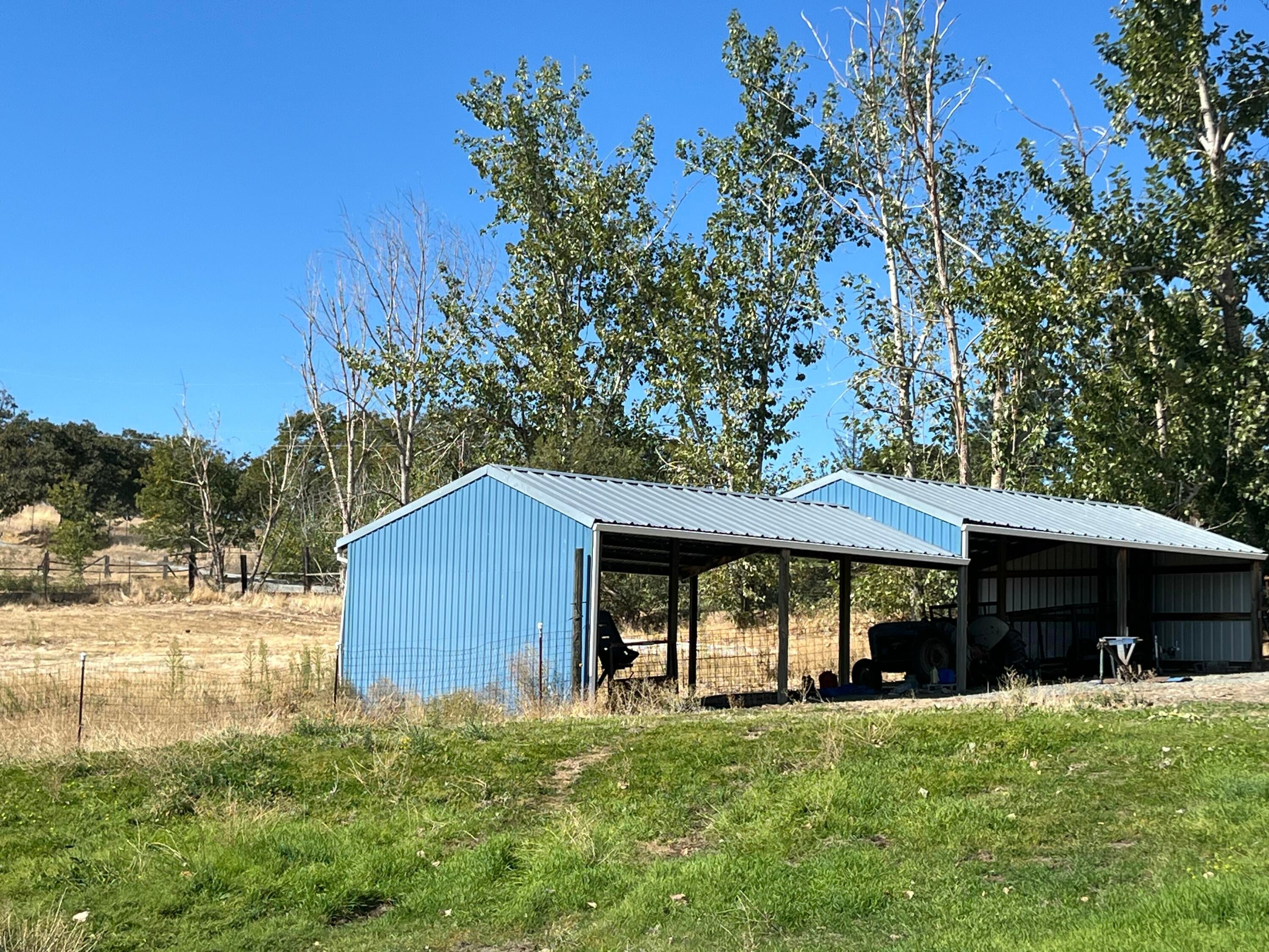 4234 Payne Road Medford, OR 97504 - Photo 12 of 19 IMG_8730