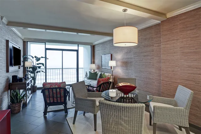 $525,000 | 1401 East Beach Drive, Unit 1114, Galveston, TX 77550